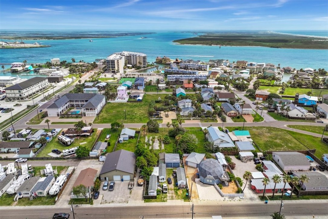 401 E Cotter Avenue Port Aransas TX 78373