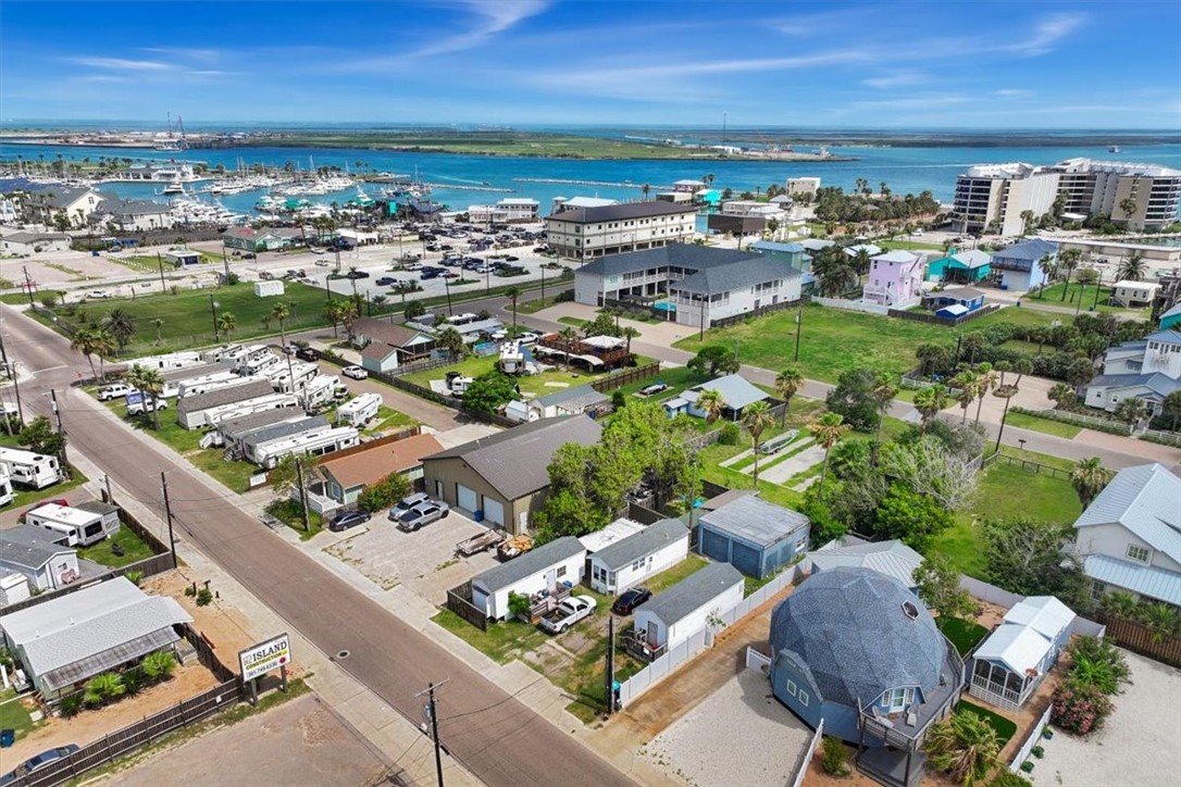 401 E Cotter Avenue Port Aransas TX 78373
