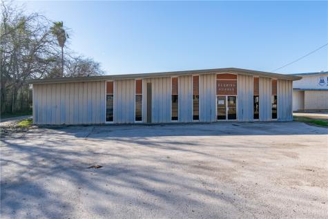 1303 S Falfurrias Highway Alice TX 78332