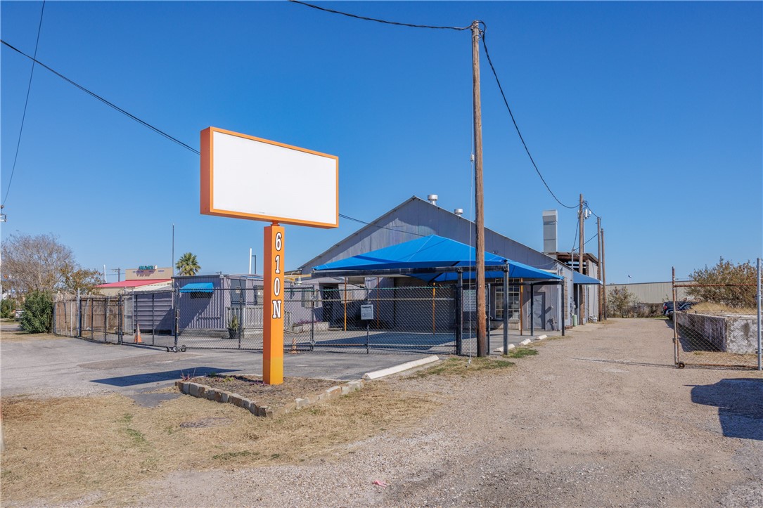 610 N Port Avenue Corpus Christi TX 78408