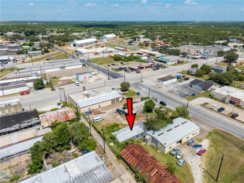 214 E Market Street Sinton TX 78387