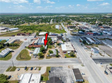 214 E Market Street Sinton TX 78387