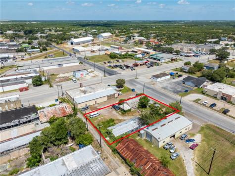 214 E Market Street Sinton TX 78387