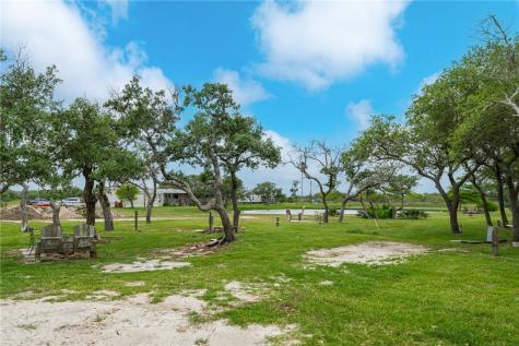 2131 Armstrong Aransas Pass TX 78336