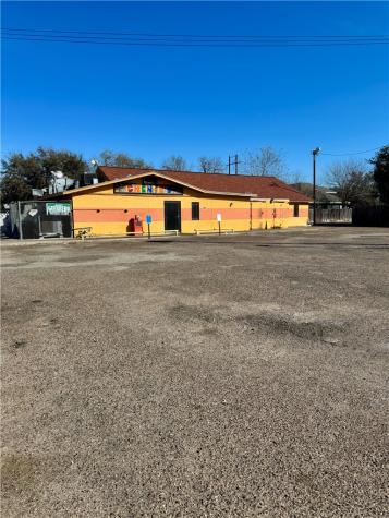 107 Cecilia Street Alice TX 78332