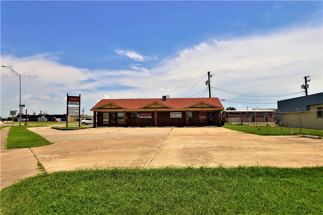 902 Us Highway 181 Portland TX 78374