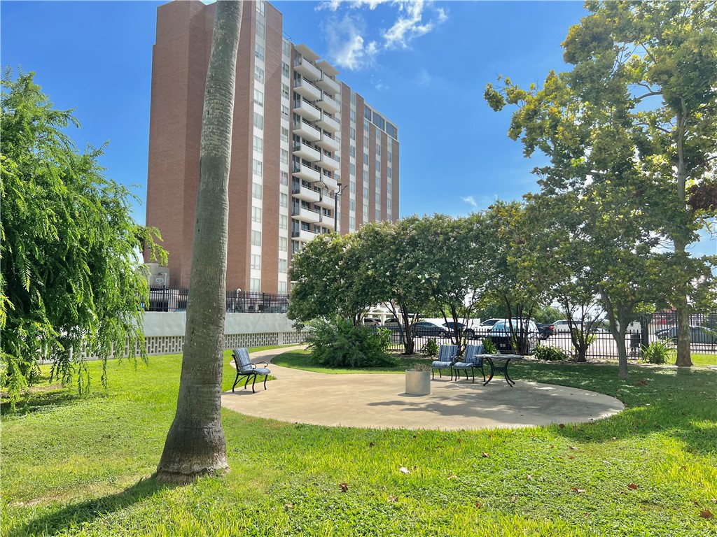 715 S Upper Broadway Street 205 Corpus Christi TX 78401