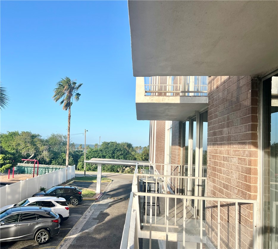 715 S Upper Broadway Street 205 Corpus Christi TX 78401