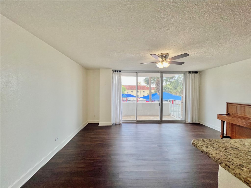 715 S Upper Broadway Street 205 Corpus Christi TX 78401