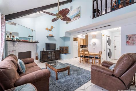 15217 Leeward Drive 1-b Corpus Christi TX 78418