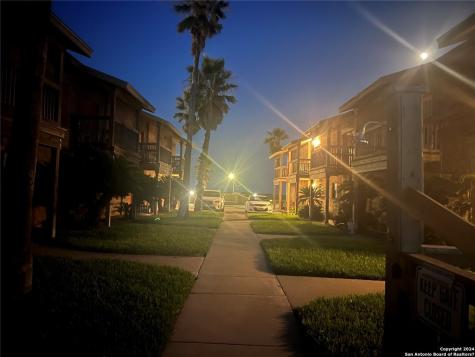 15217 Leeward Drive 1-b Corpus Christi TX 78418