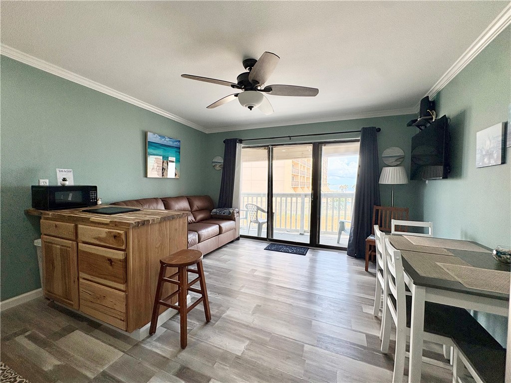 3938 Surfside Boulevard 3121 Corpus Christi TX 78402