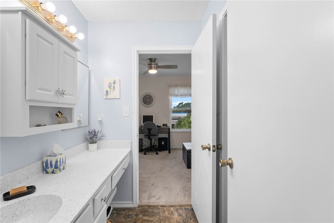 221 Marion Dr C106 Rockport TX 78382