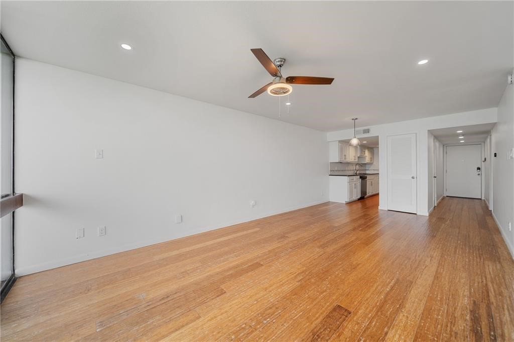 4334 Ocean Drive 605 Corpus Christi TX 78412