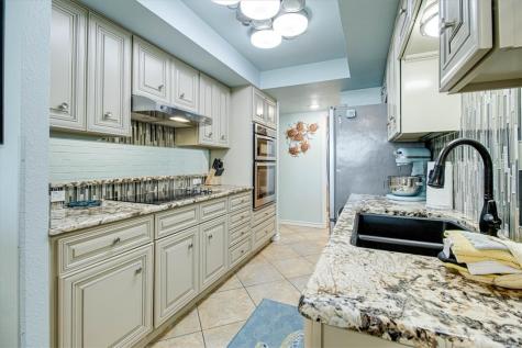 720 Access Road 1-a 702 Port Aransas TX 78373