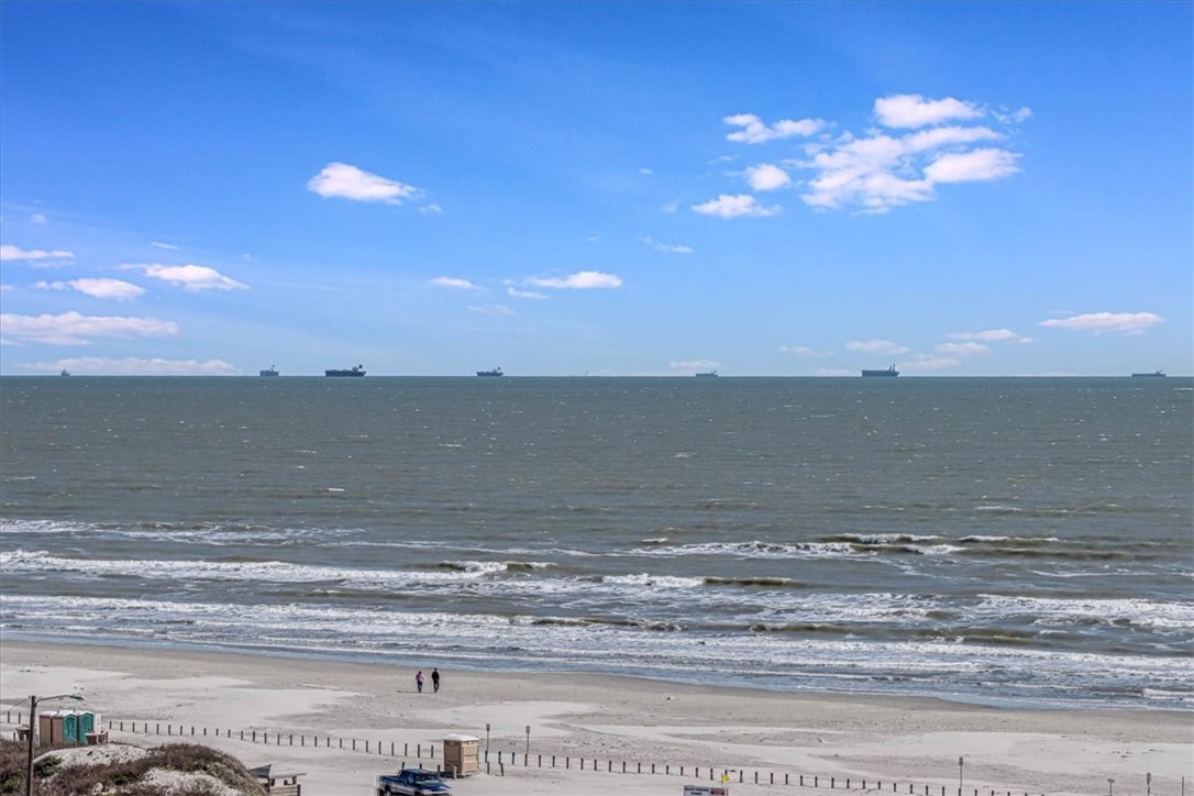 720 Access Road 1-a 702 Port Aransas TX 78373