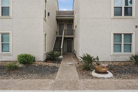2404 Bayhouse Drive 2404 Rockport TX 78382
