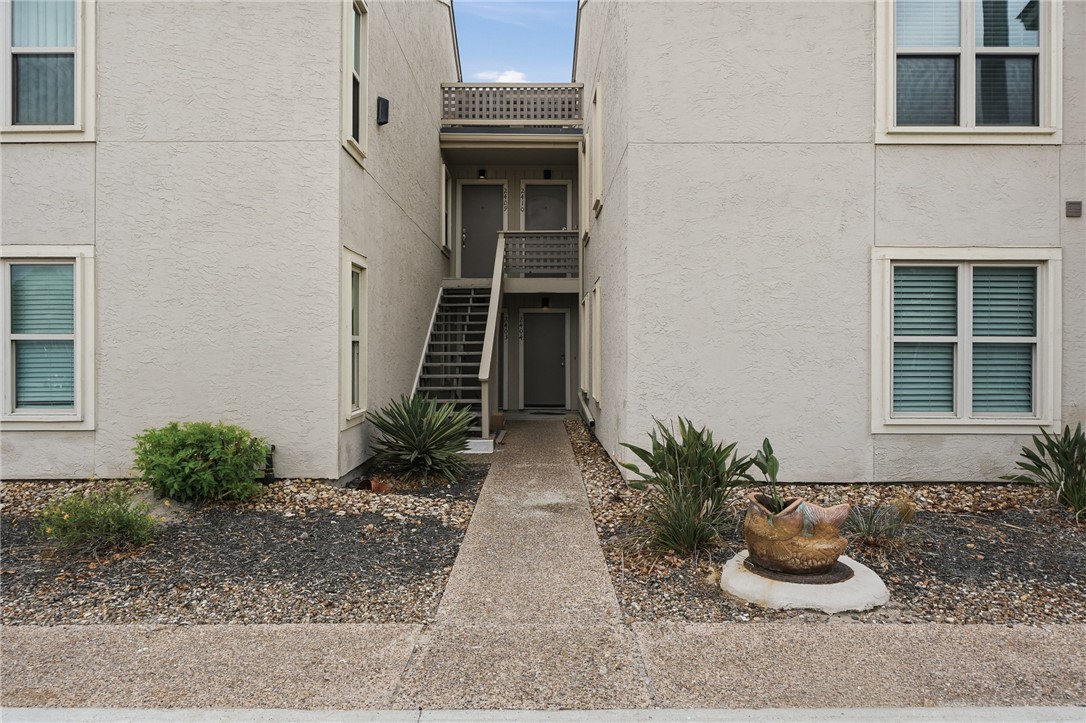 2404 Bayhouse Drive 2404 Rockport TX 78382