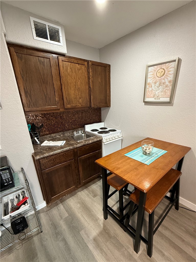 3938 Surfside Boulevard 1331 Corpus Christi TX 78402