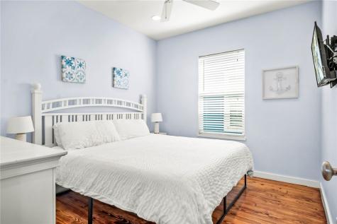 2727 S 11th Street 15 Port Aransas TX 78373