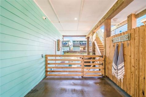 2727 S 11th Street 15 Port Aransas TX 78373