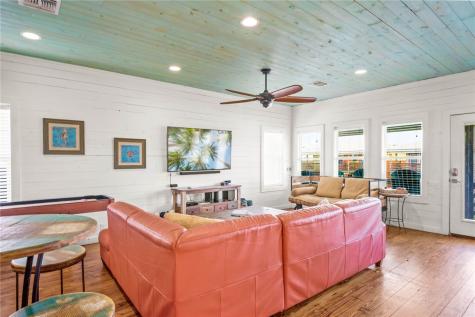 2727 S 11th Street 15 Port Aransas TX 78373