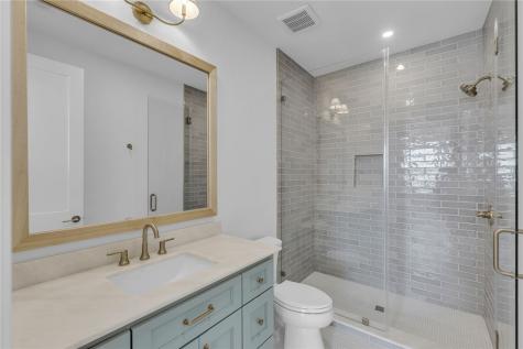 136 W Cotter Avenue 7 Port Aransas TX 78373