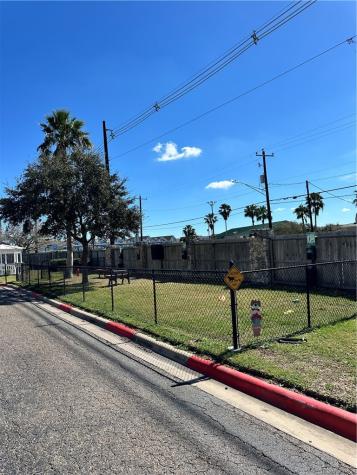47 Rock Creek Drive 47 Corpus Christi TX 78412