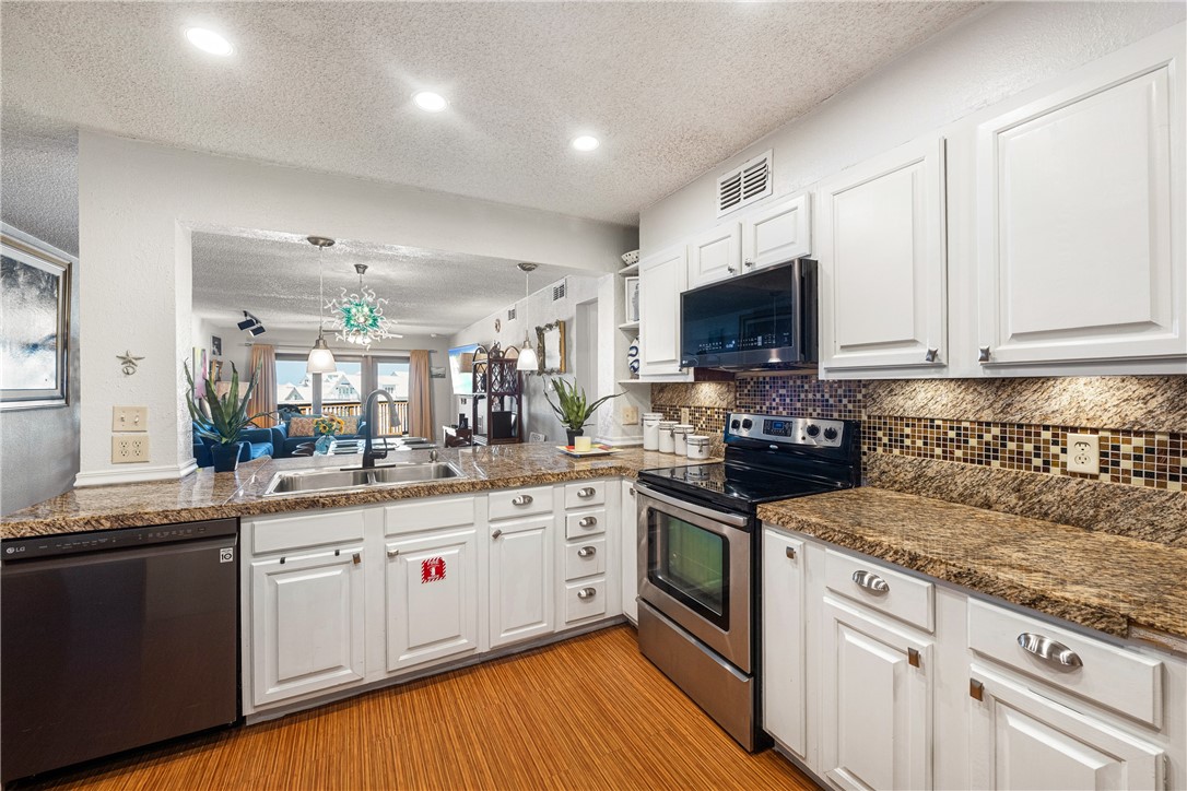 5973 State Highway 361 305 Port Aransas TX 78373