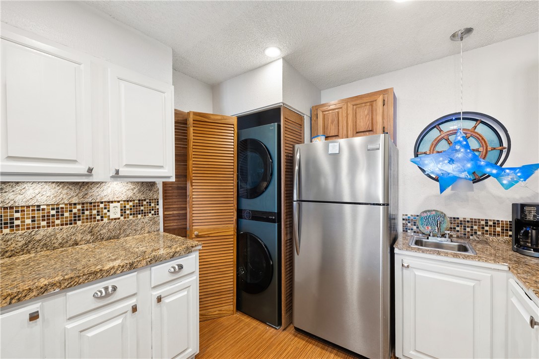 5973 State Highway 361 305 Port Aransas TX 78373