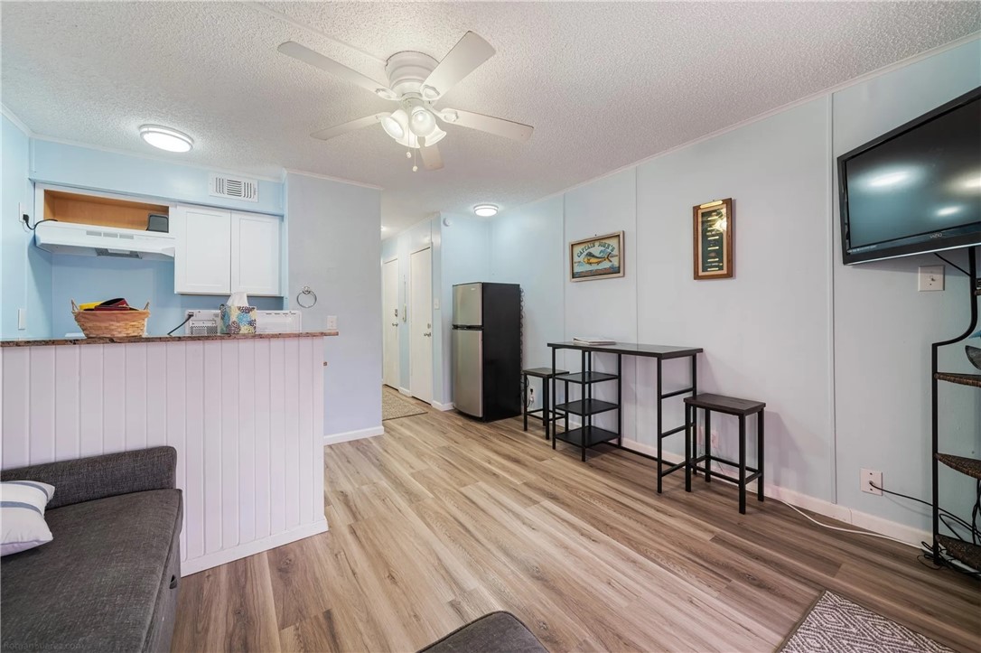 3938 Surfside Boulevard 3136 Corpus Christi TX 78402