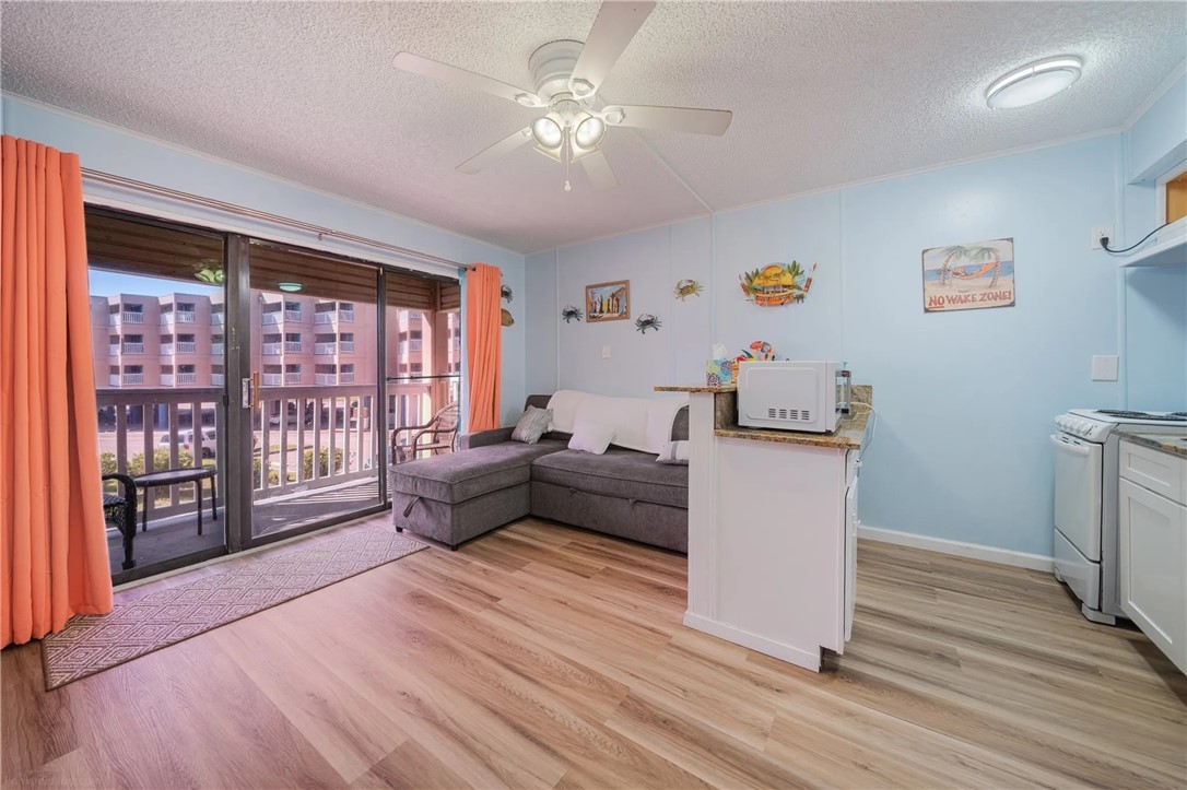 3938 Surfside Boulevard 3136 Corpus Christi TX 78402