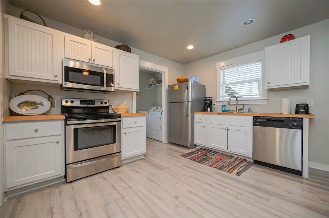 5481 Highway 35 Hwy N 20 Rockport TX 78382