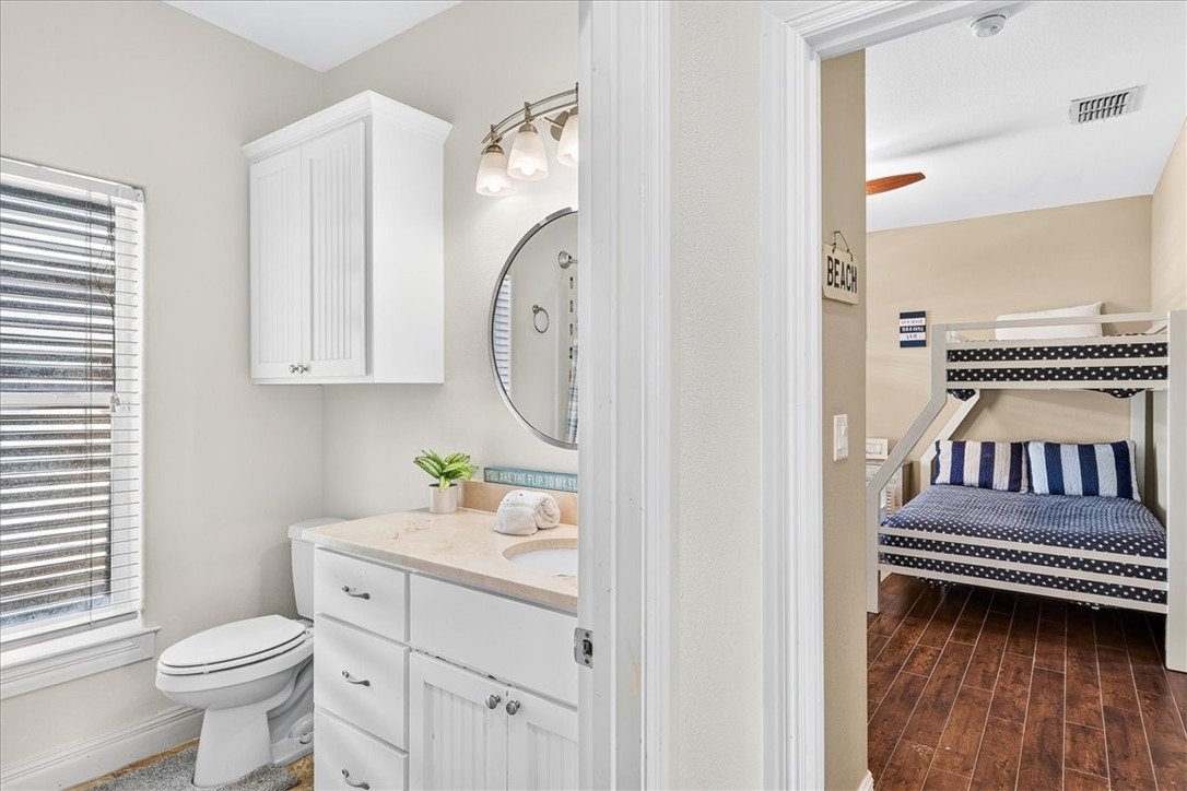 247 W Roberts Avenue 6 Port Aransas TX 78373