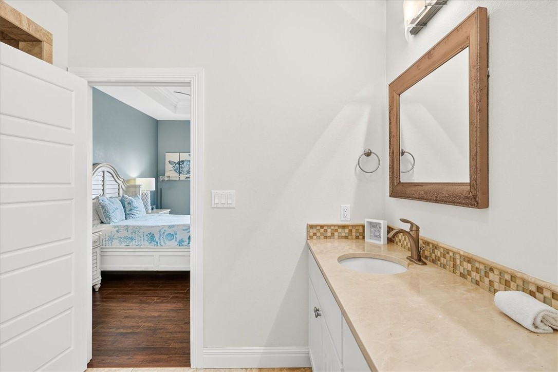 247 W Roberts Avenue 6 Port Aransas TX 78373