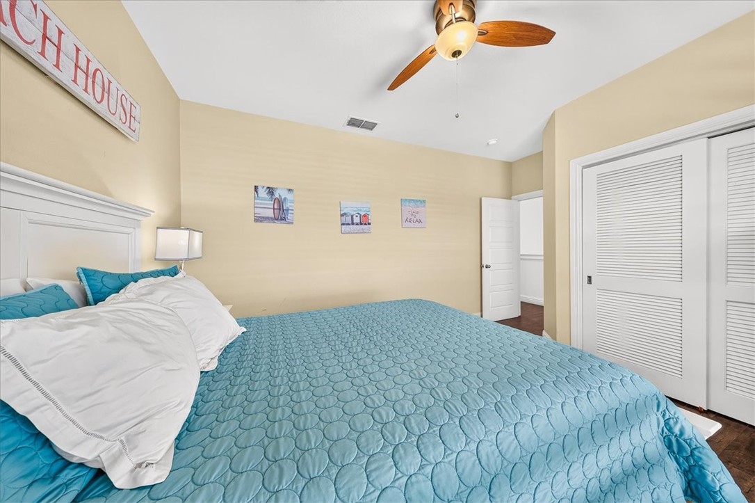 247 W Roberts Avenue 6 Port Aransas TX 78373