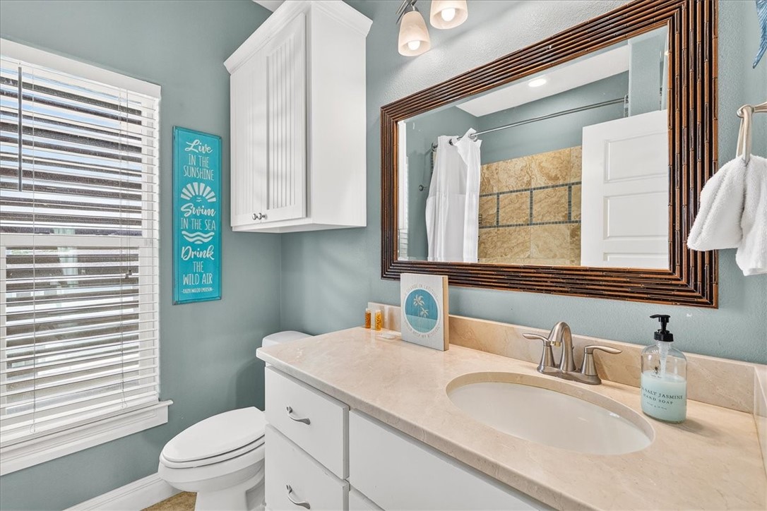 247 W Roberts Avenue 6 Port Aransas TX 78373