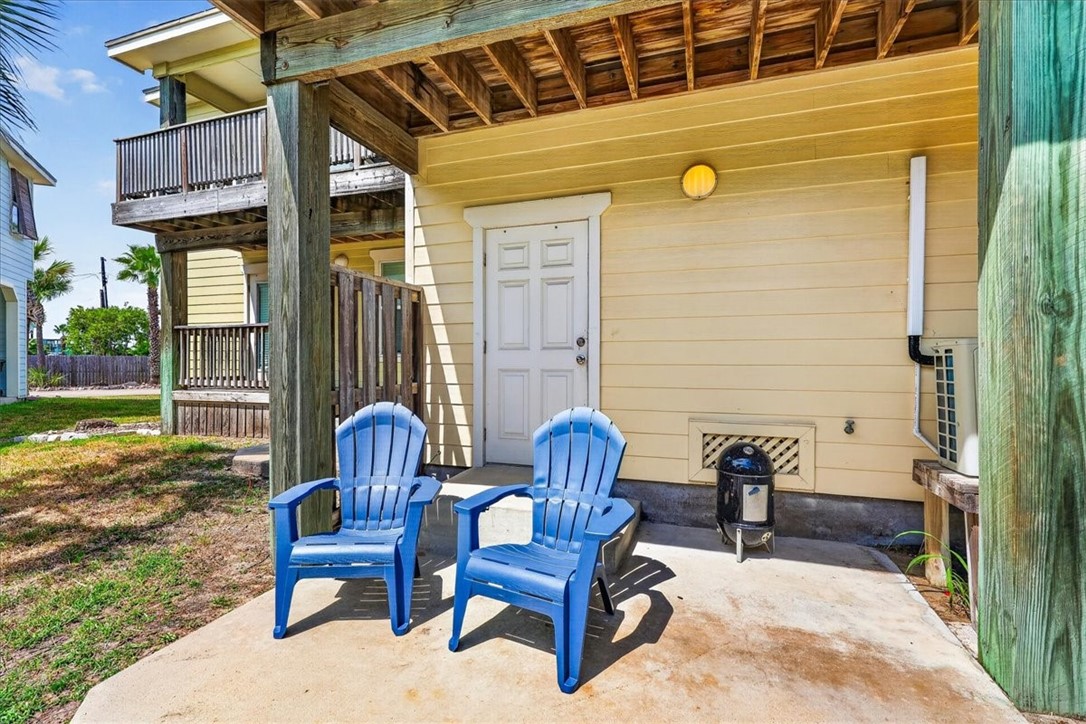247 W Roberts Avenue 6 Port Aransas TX 78373