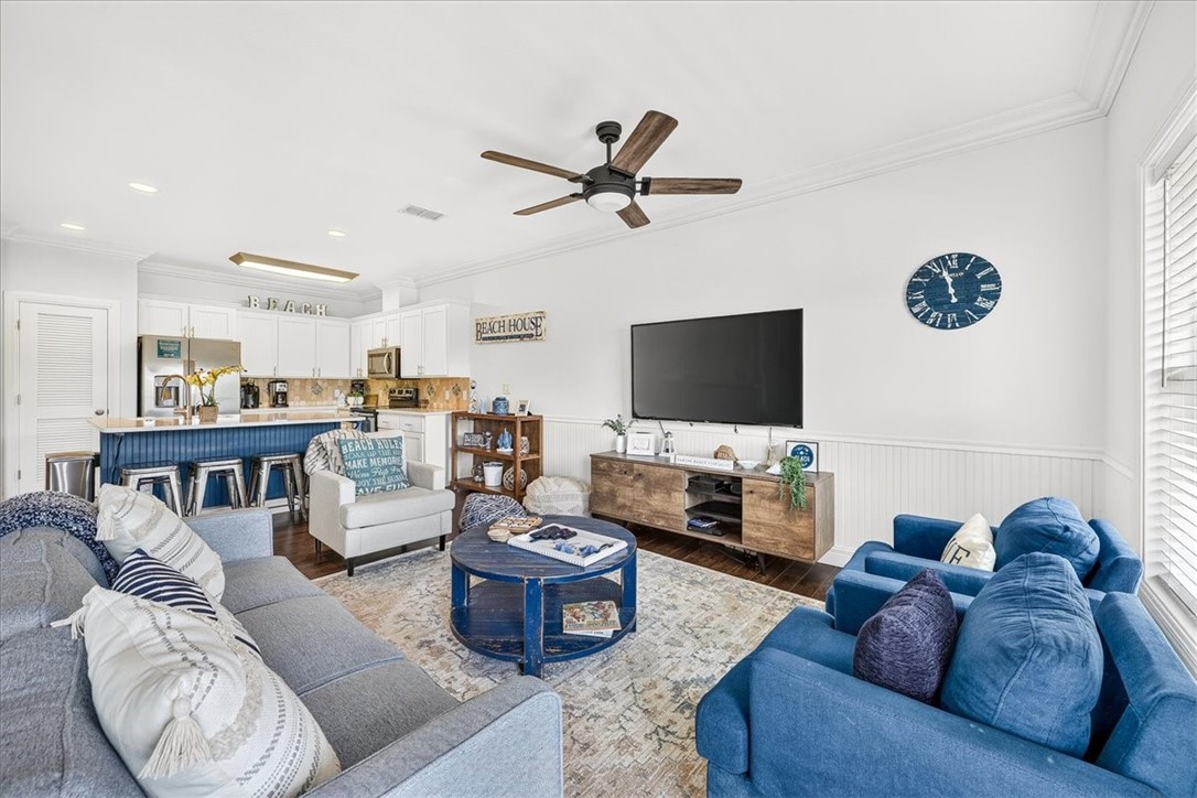 247 W Roberts Avenue 6 Port Aransas TX 78373