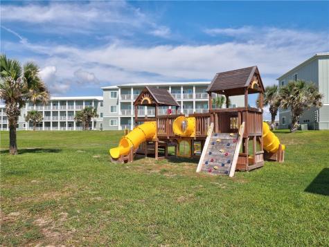 1107 Eleventh Street 32 Port Aransas TX 78373