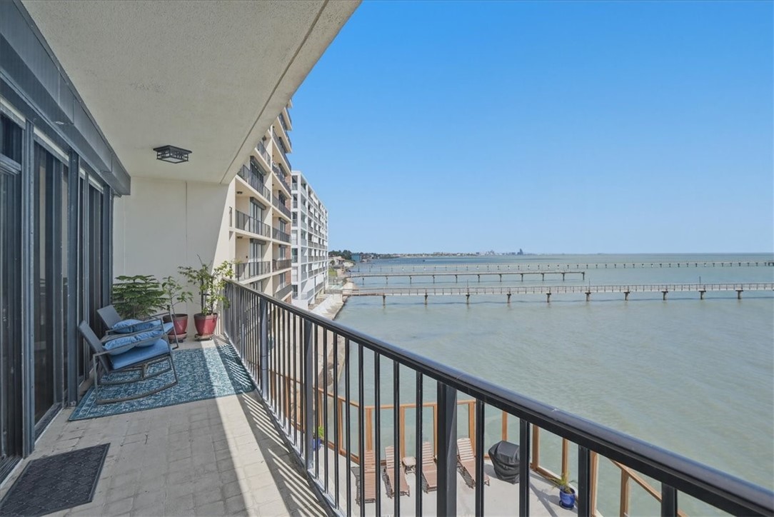 4350 Ocean Drive 204 Corpus Christi TX 78412