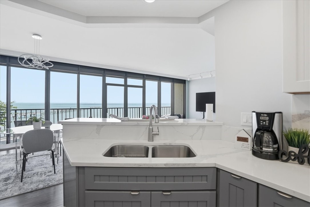 4350 Ocean Drive 204 Corpus Christi TX 78412