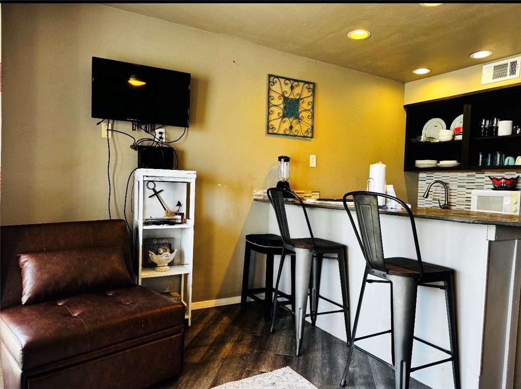 3938 Surfside Boulevard 2138 Corpus Christi TX 78402