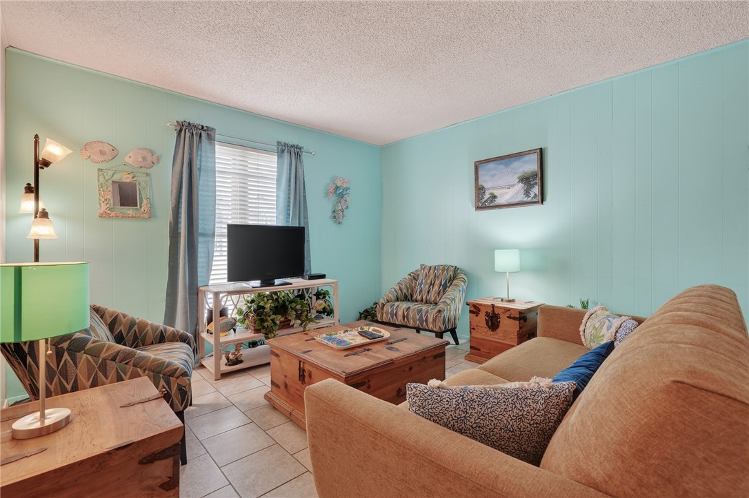 2025 S 11th St, Mustang Isle 2 Port Aransas TX 78373