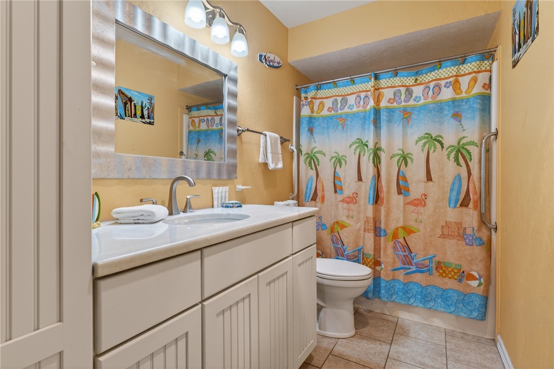 2025 S 11th St, Mustang Isle 2 Port Aransas TX 78373