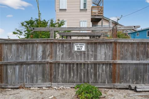 2025 S 11th St, Mustang Isle 2 Port Aransas TX 78373