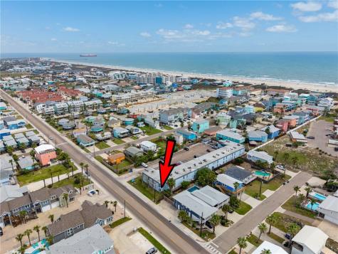 2025 S 11th St, Mustang Isle 2 Port Aransas TX 78373