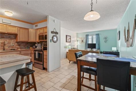 2025 S 11th St, Mustang Isle 2 Port Aransas TX 78373