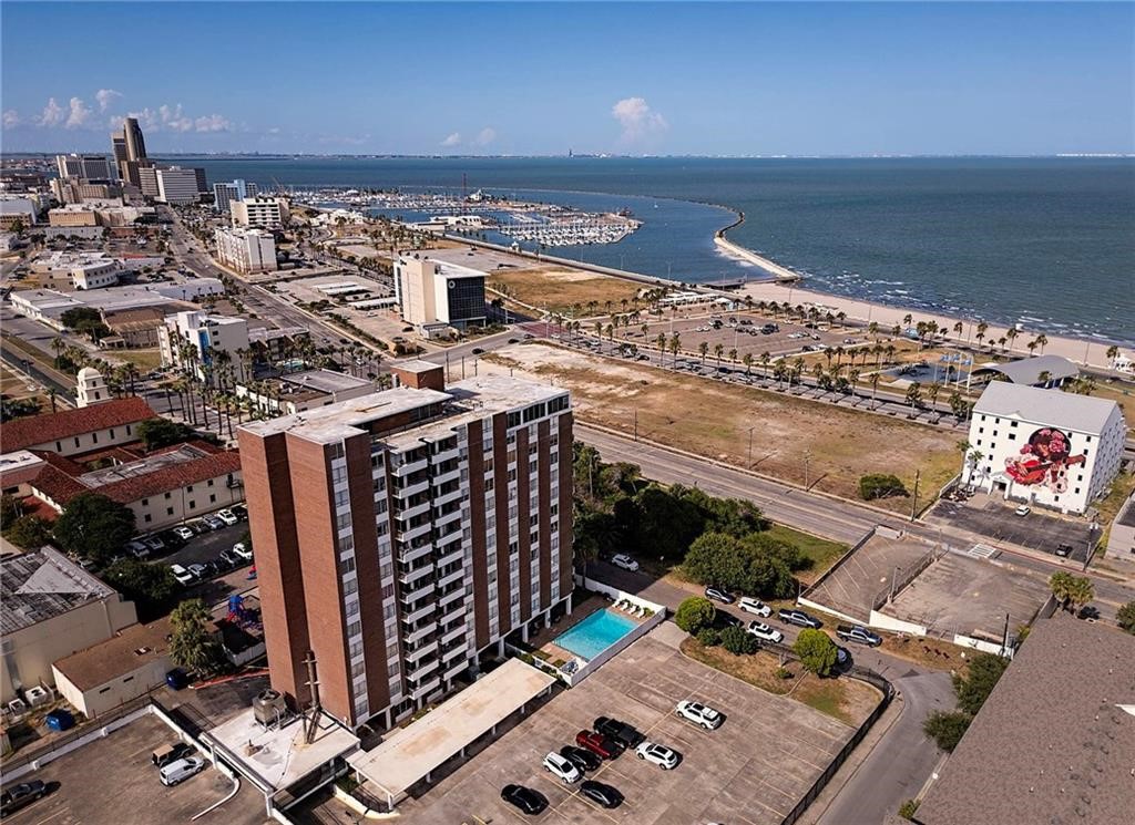 715 S S. Upper Broadway St S 305 Corpus Christi TX 78401