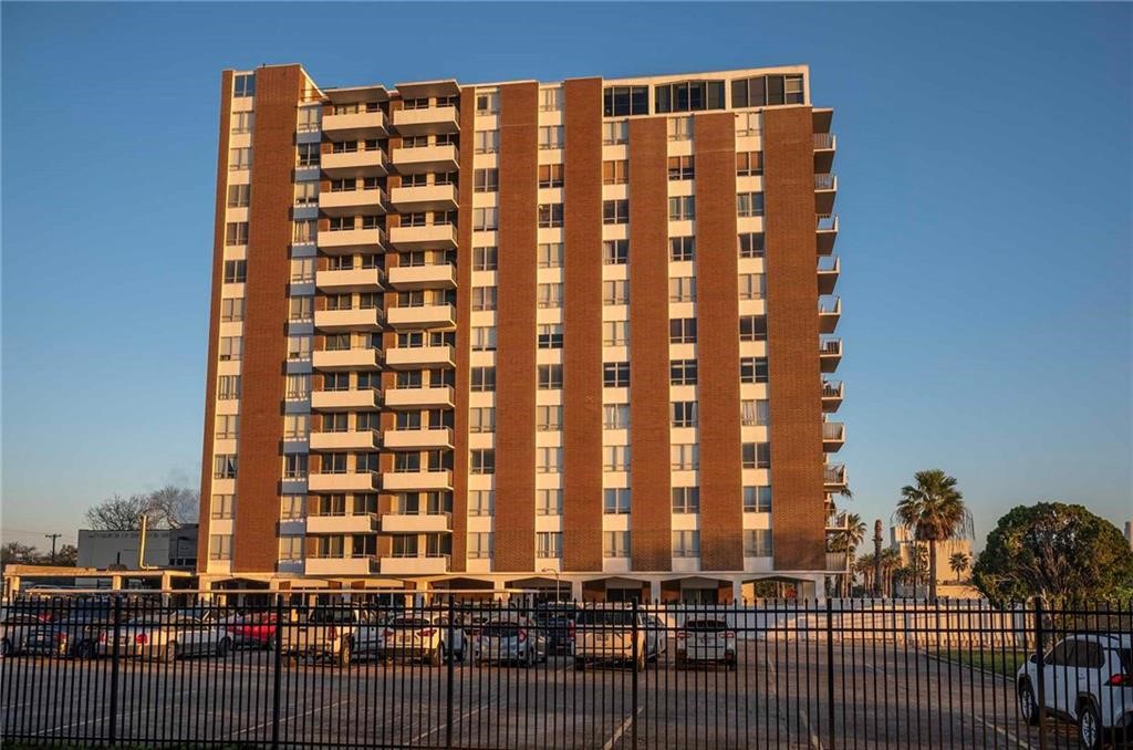715 S S. Upper Broadway St S 305 Corpus Christi TX 78401